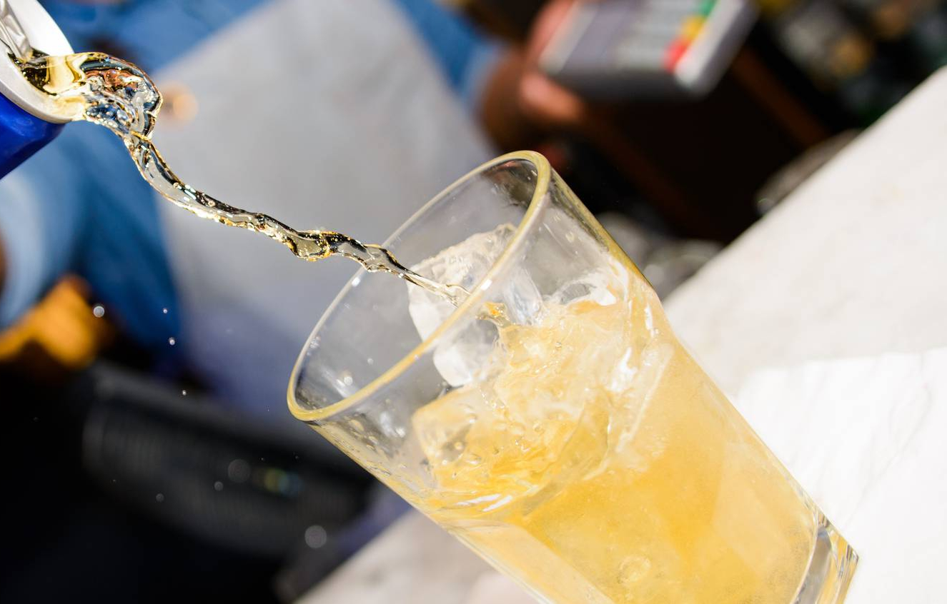 enerji icecegi alkol 1